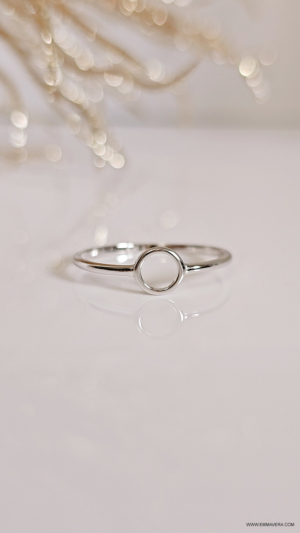 Sterling Silver Dainty Open Circle Ring - view 3