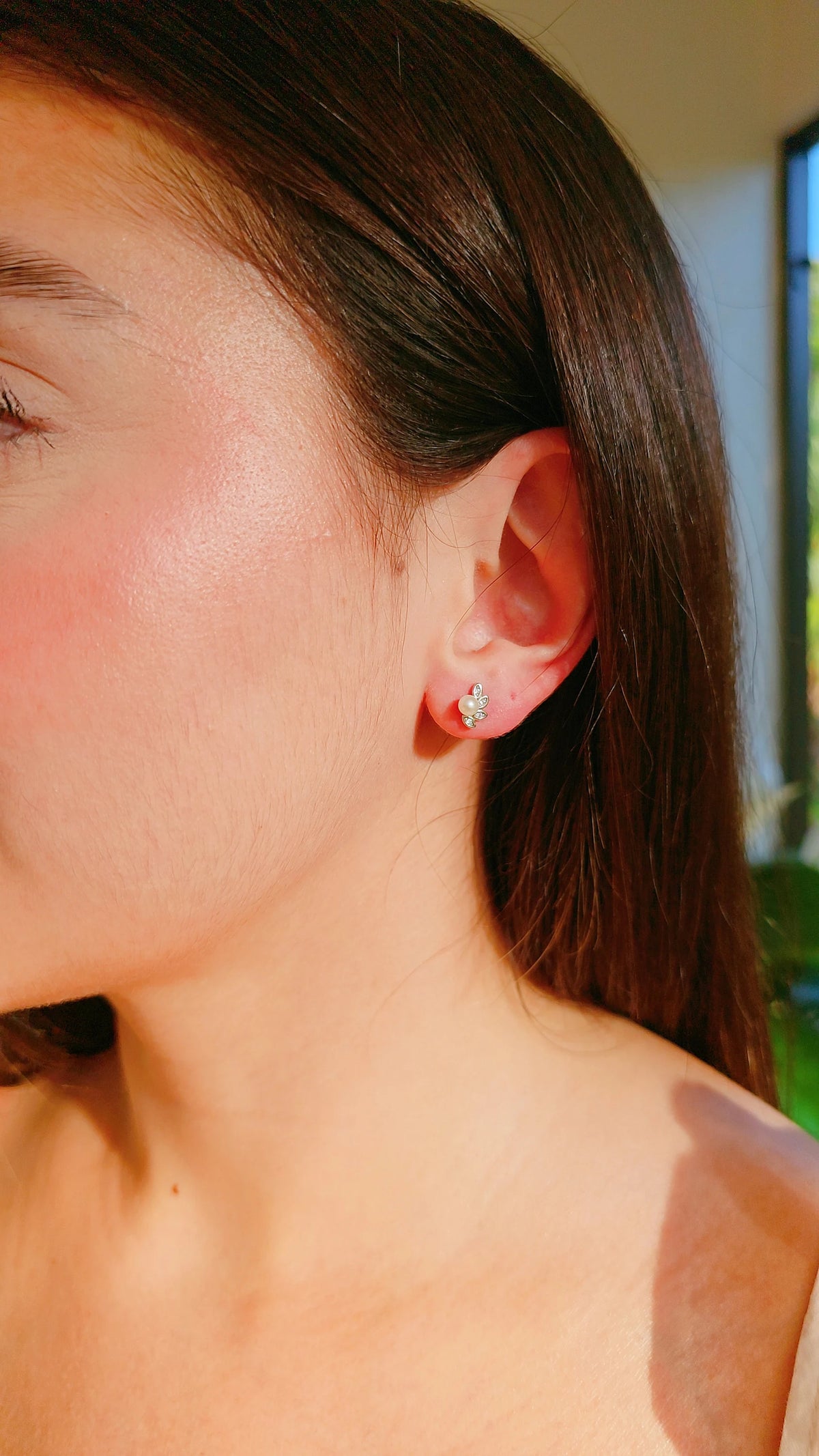 Sterling Silver 925 Dainty Pearl Fan Stud Earrings - view 4
