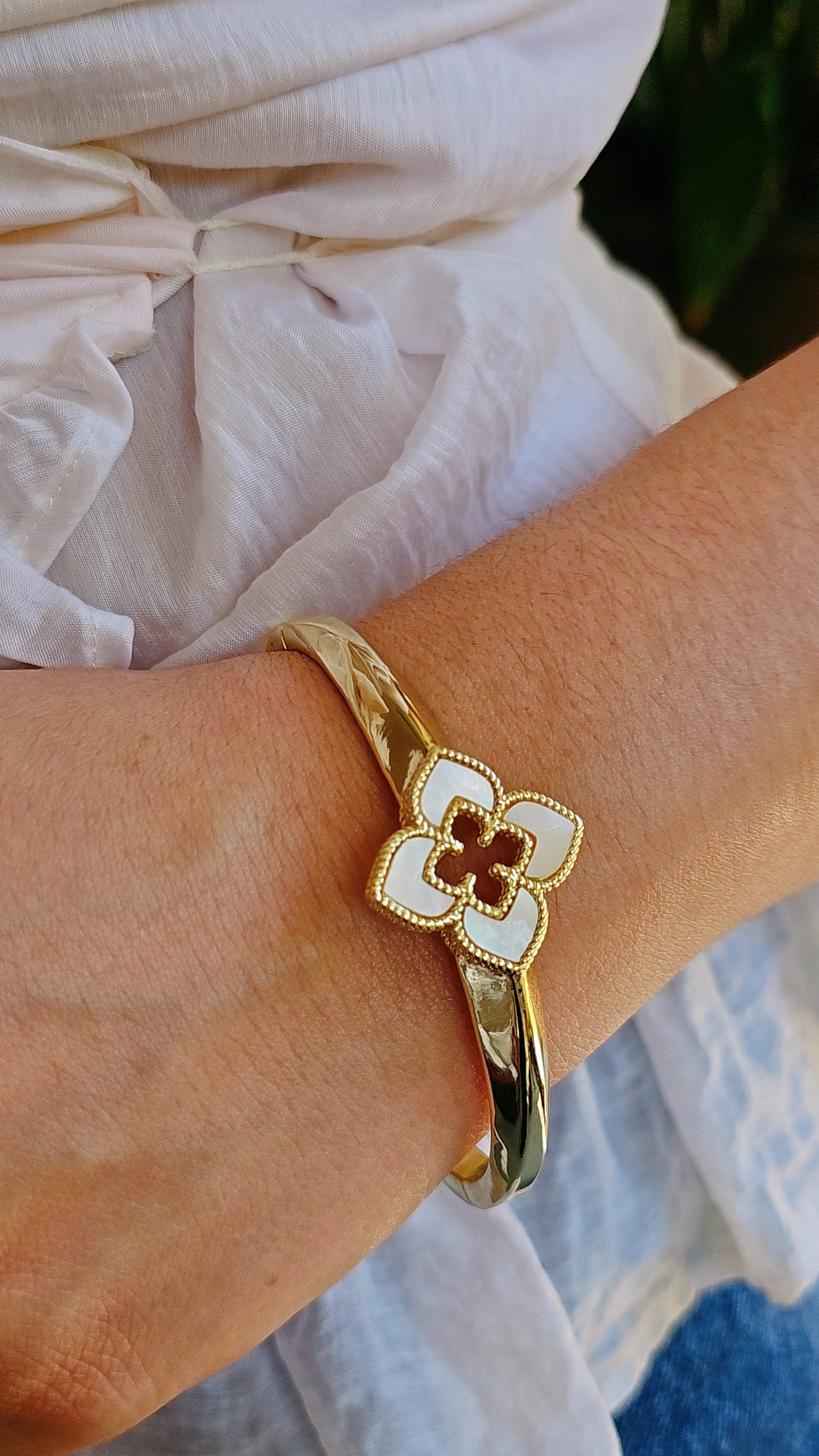Gold Mother of Pearl Flower Clover Bangle - view 6