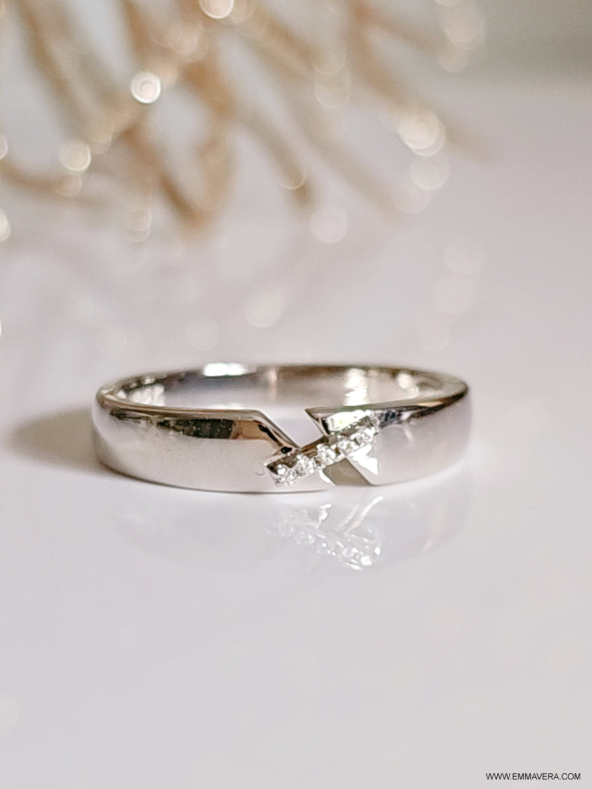 Sterling Silver Elegant Bar Geometric Ring - view 5
