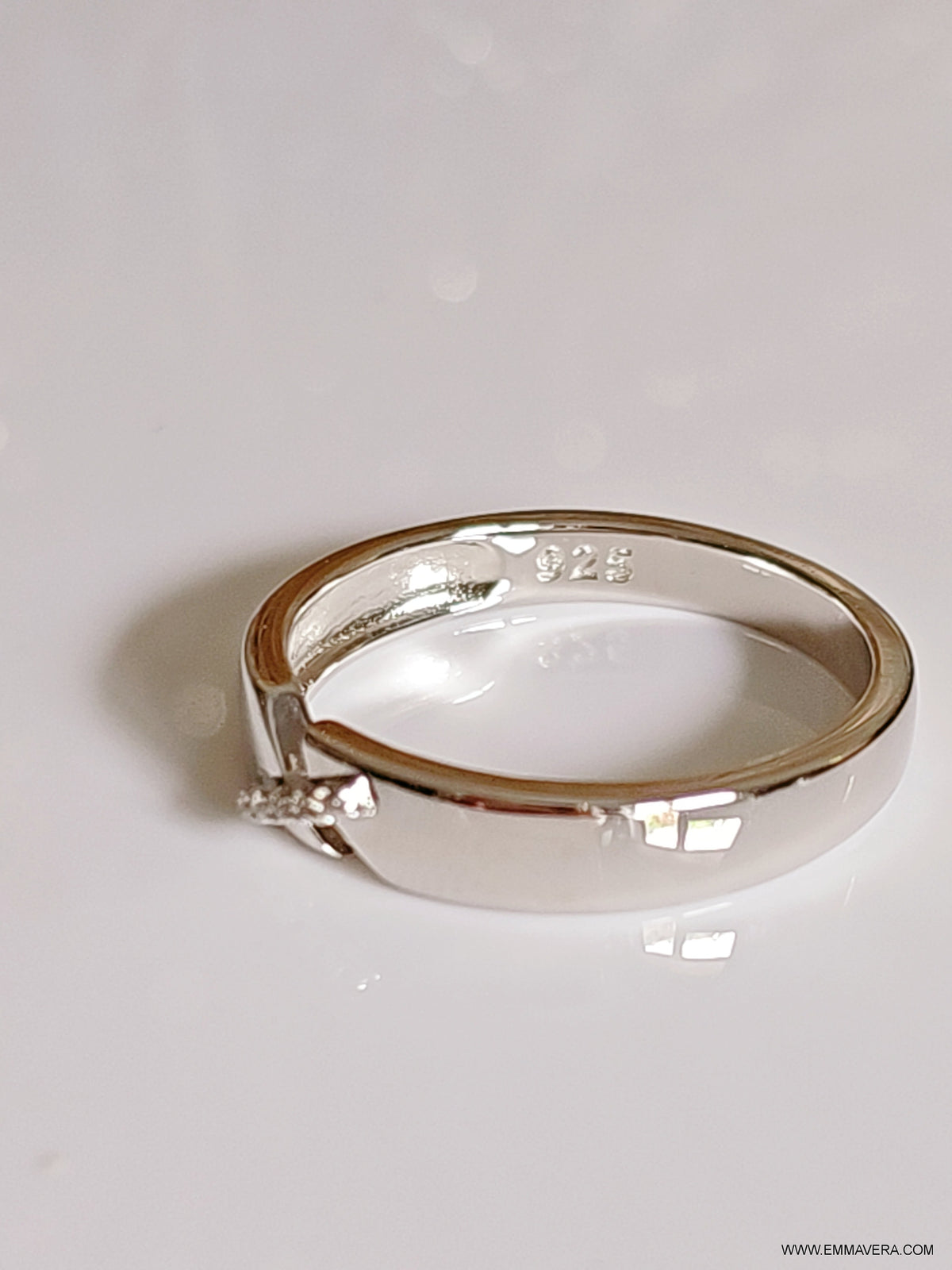 Sterling Silver Elegant Bar Geometric Ring - view 6