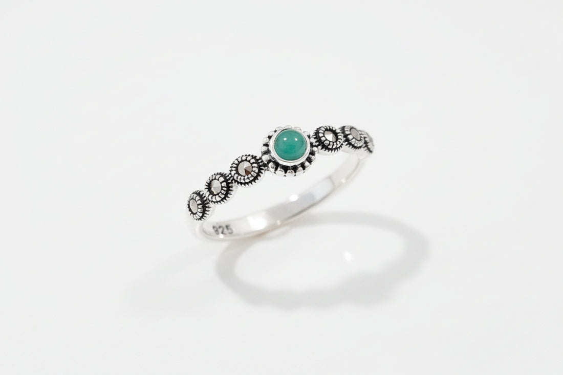 Sterling Silver 925 Emerald Marcasite Ring
