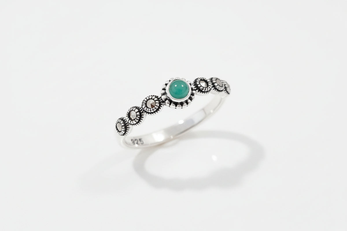 Sterling Silver 925 Emerald Marcasite Ring