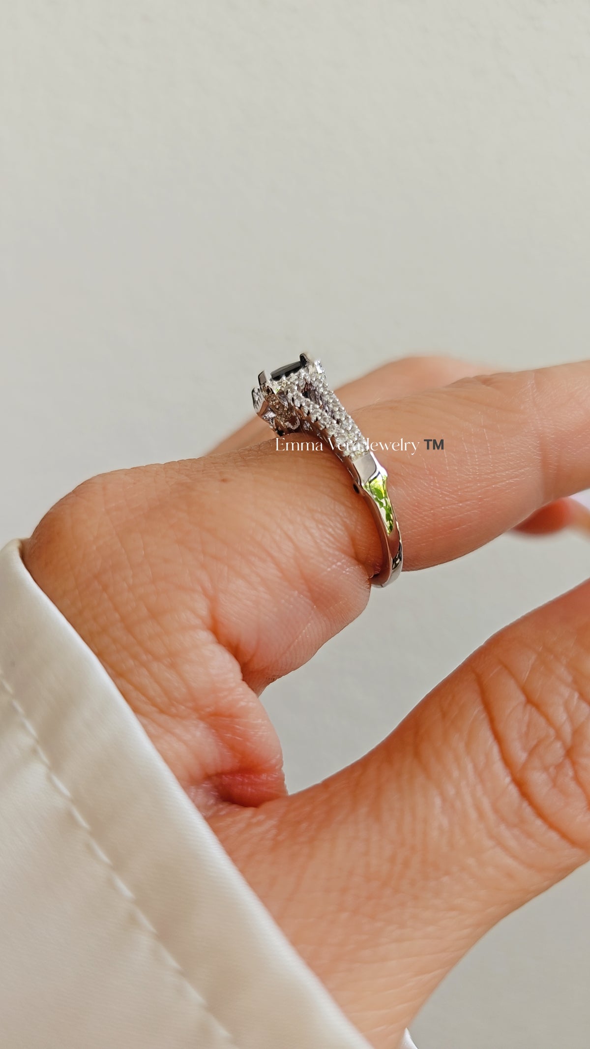 Sterling Silver Princess Cut Sapphire ring - view 6