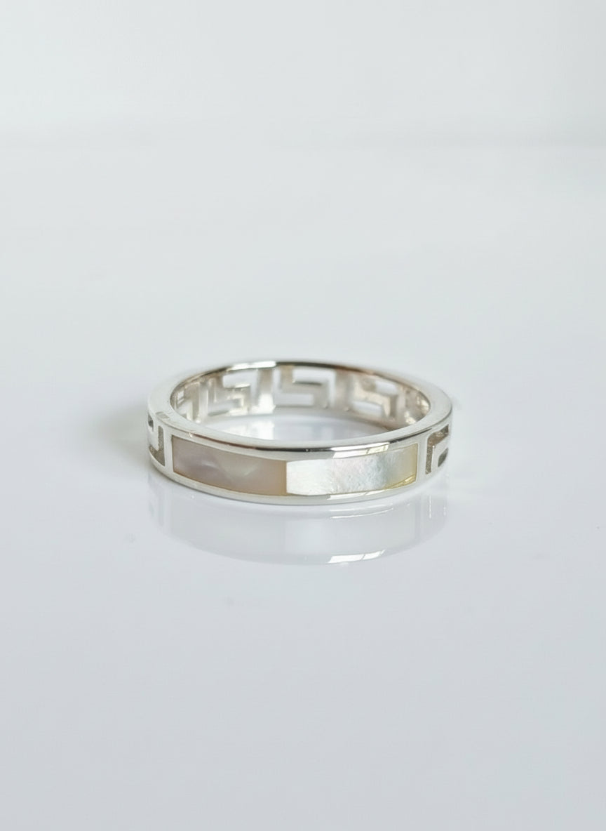 Sterling Silver Mother of Pearl Ring - view 3