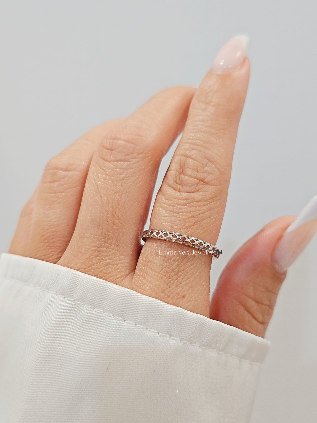 Sterling Silver 925 Simple Statement Band Ring - view 4