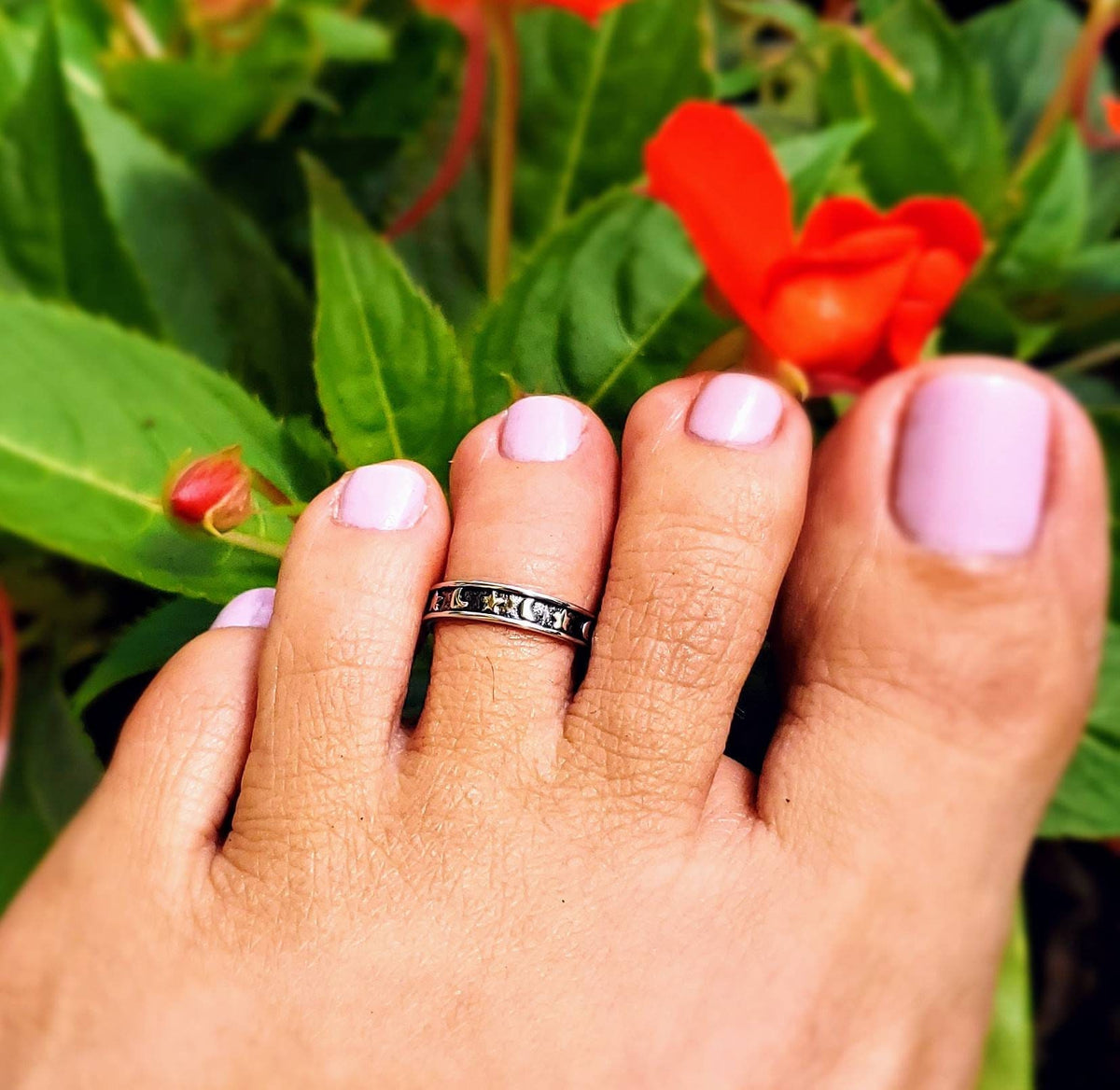 Sterling Silver Adjustable Moon and Stars Midi or Toe Ring - view 2