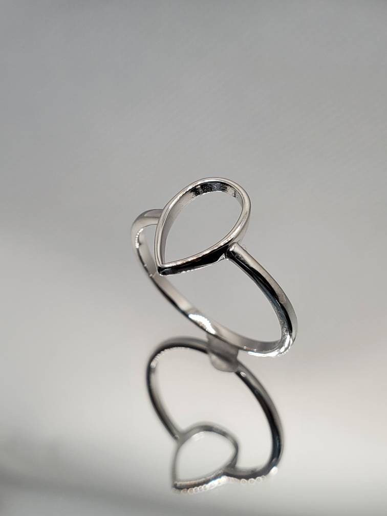 Sterling Silver Teardrop Ring - view 3