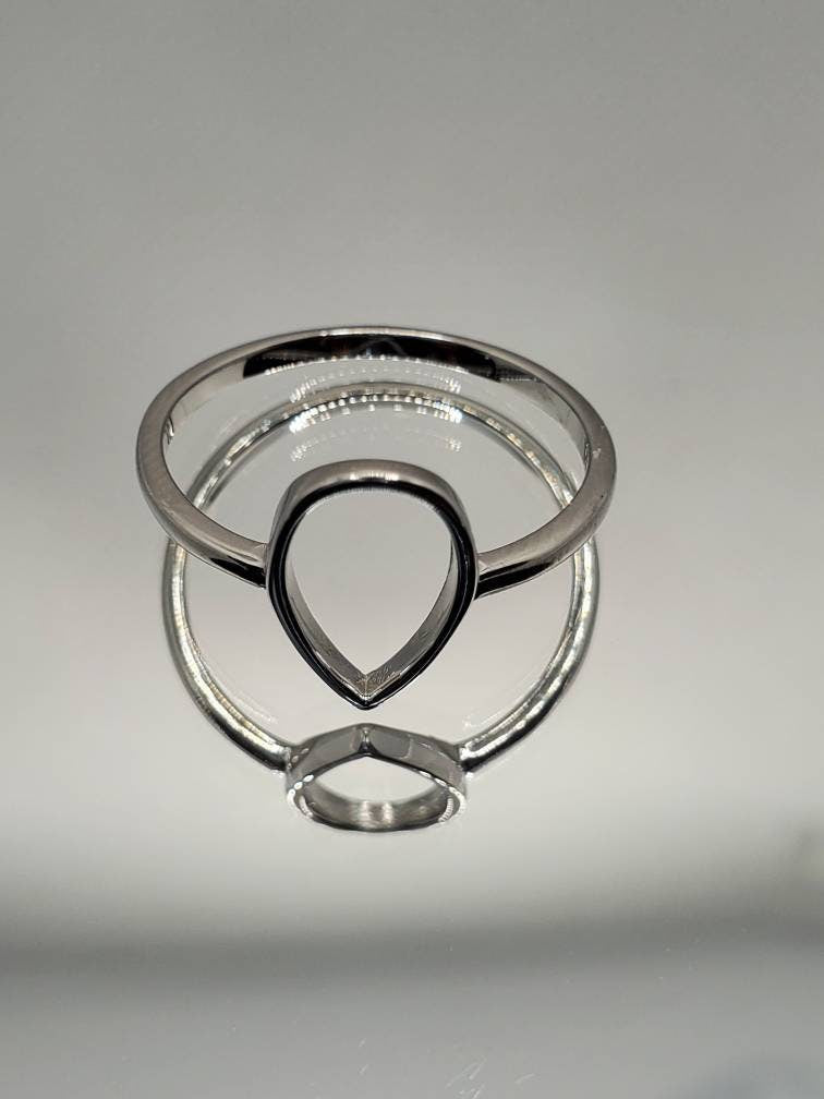 Sterling Silver Teardrop Ring - view 5