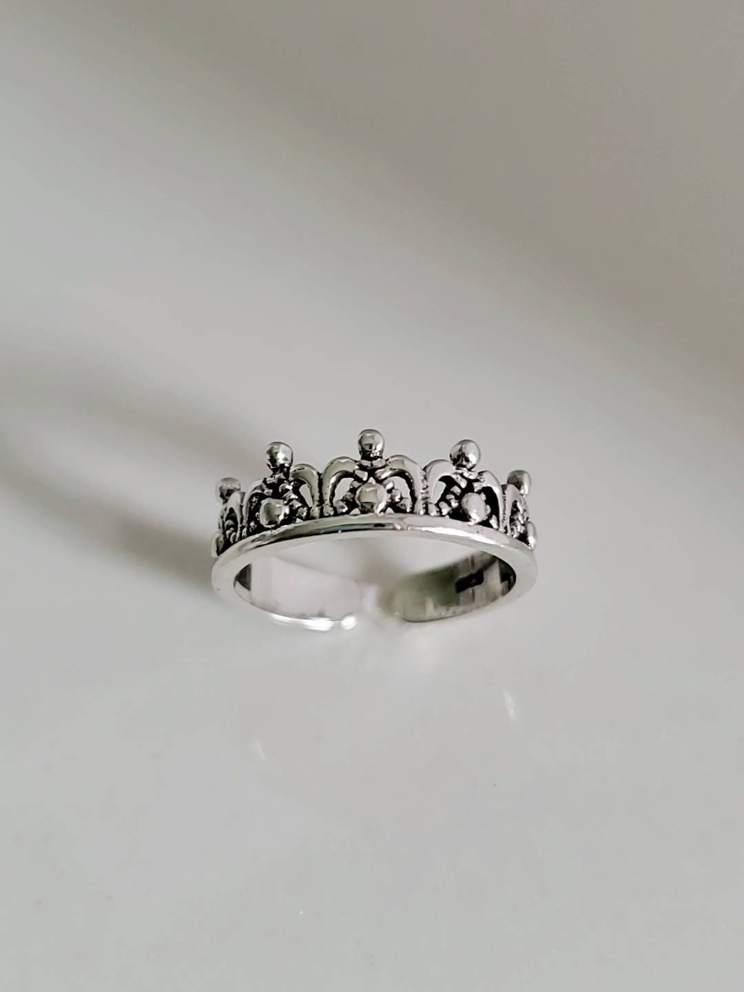 Sterling Silver Toe Midi Crown Ring - view 5
